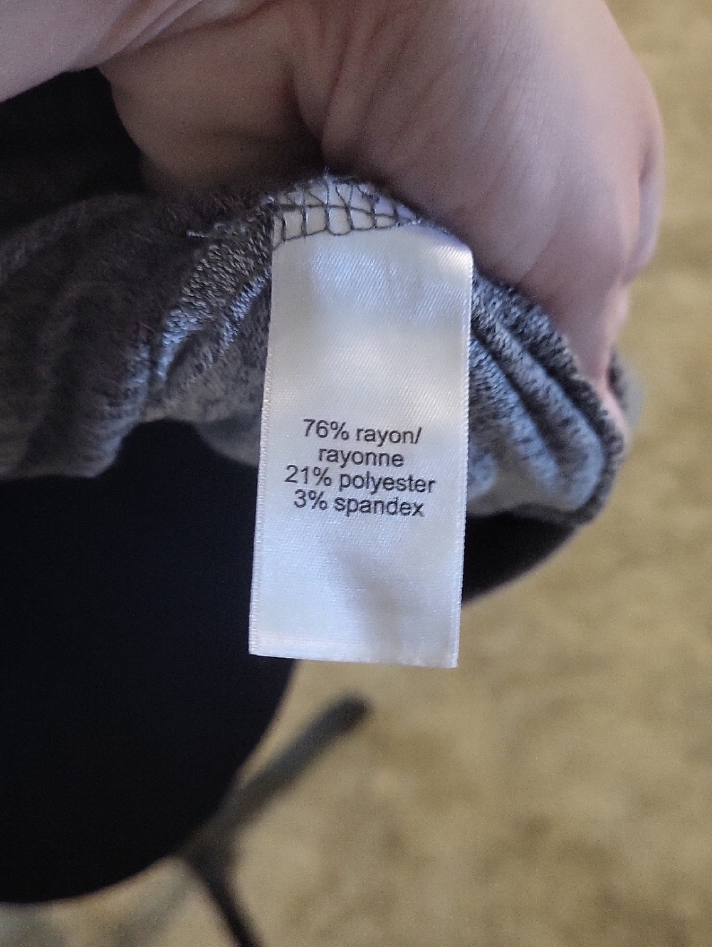 Sweater - Picture 4 of 4